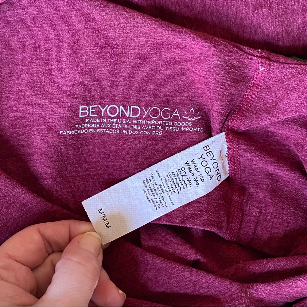 Beyond Yoga Spacedye Good Day Cropped Tank in Bordeaux Heather - Picture 8 of 8